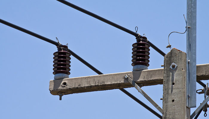 what-are-the-main-characteristics-of-post-insulators